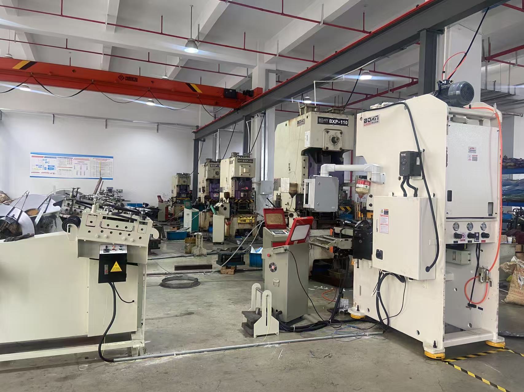 Skal rustfri stålskruer passiveres?