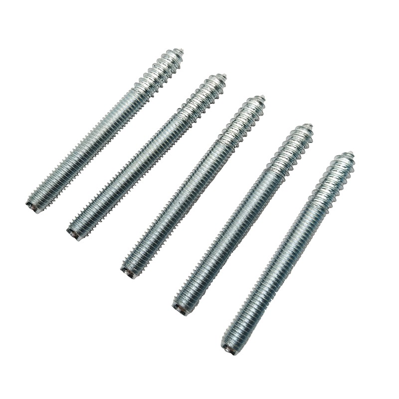 Dobbelt-gevind stud med forskellige stigninger